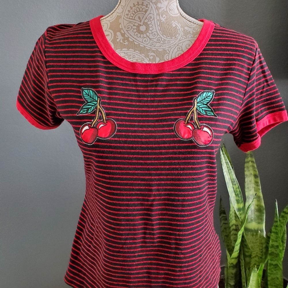 Vintage Hell Bunny shirt